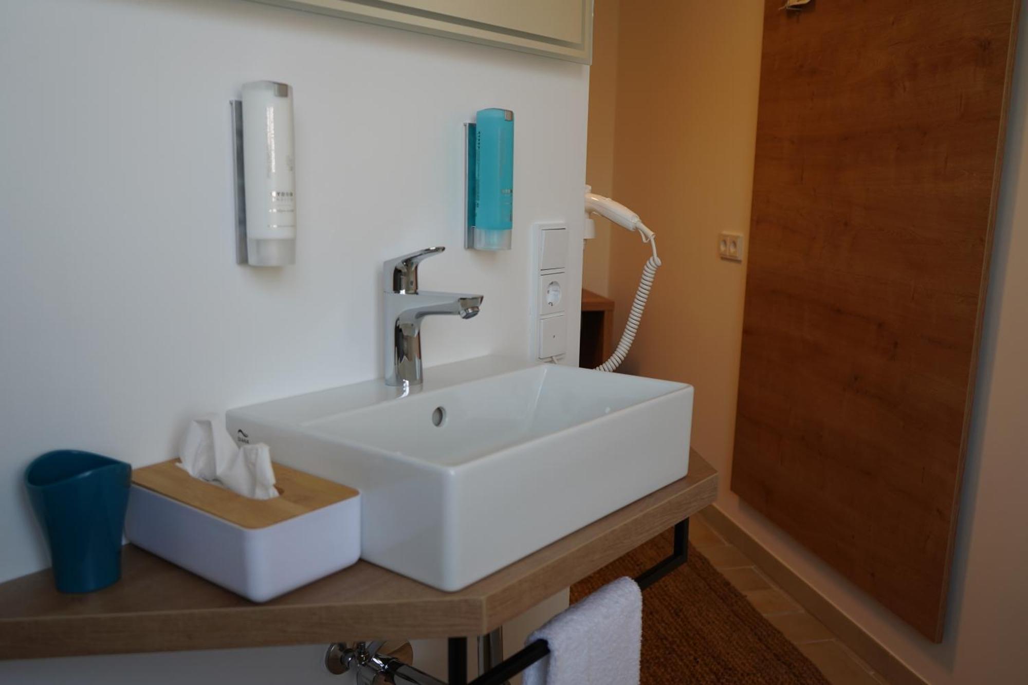 Eco Motel Wallersdorf المظهر الخارجي الصورة