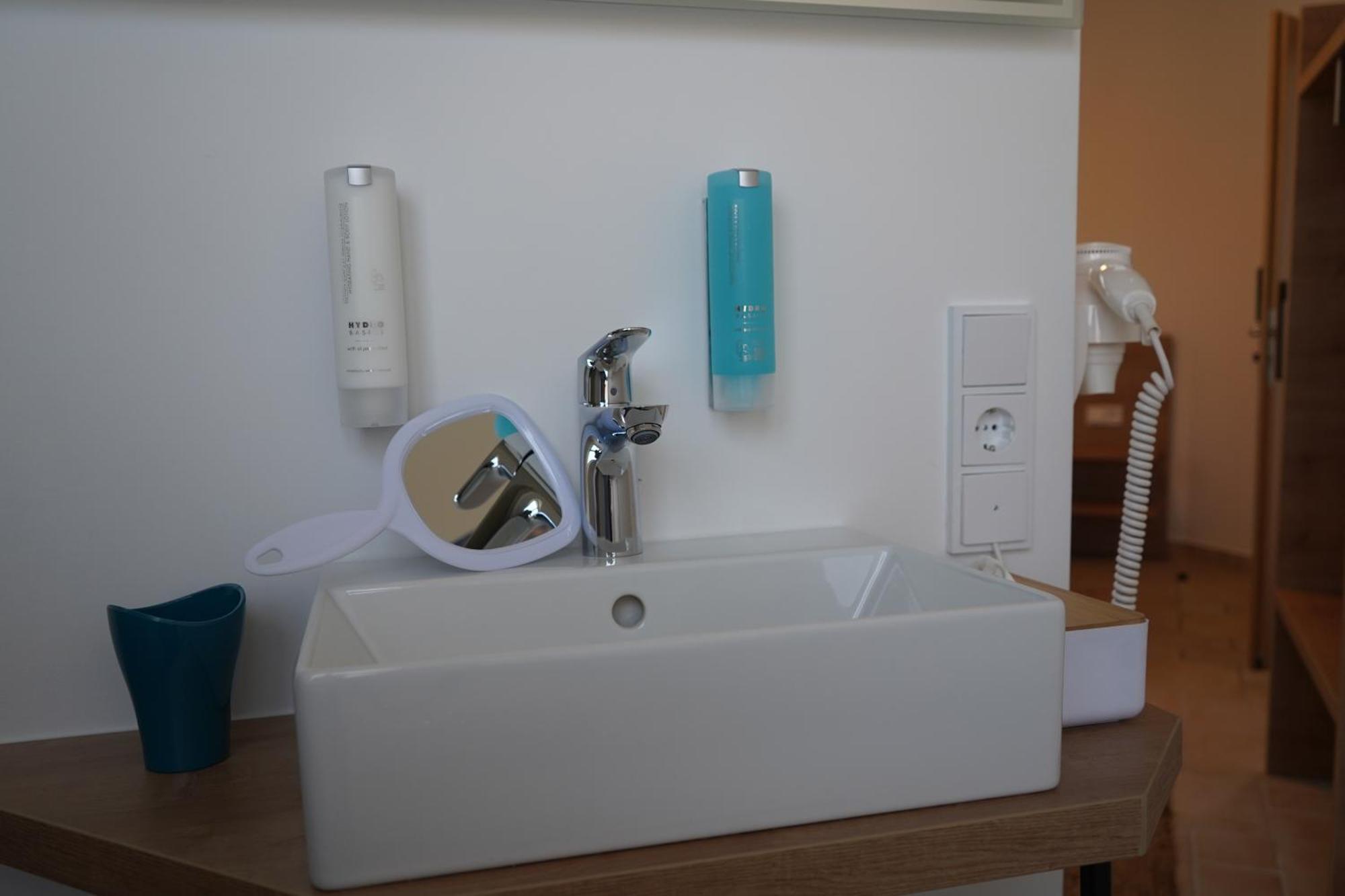 Eco Motel Wallersdorf المظهر الخارجي الصورة